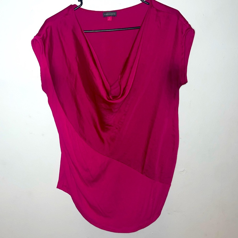 Vince Camuto Blouse ✨